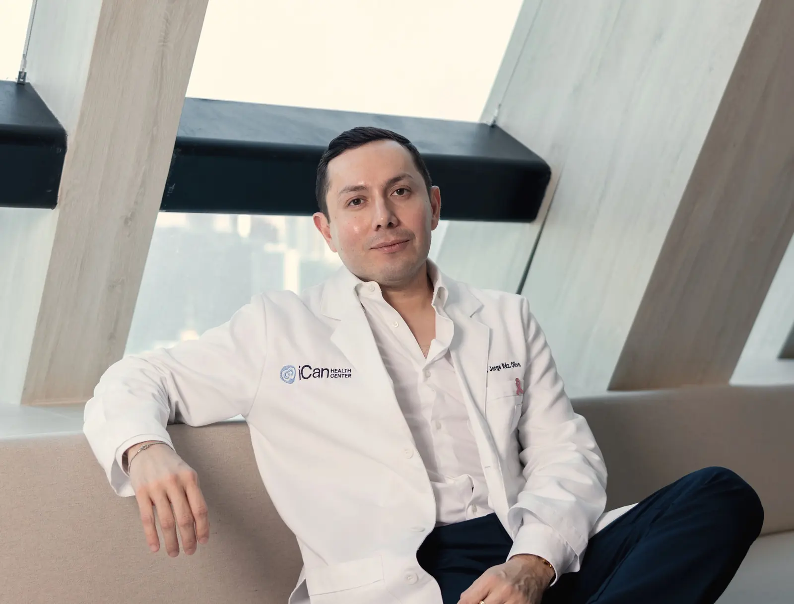 Dr. Jorge Rodríguez Olivo, oncólogo médico en Monterrey